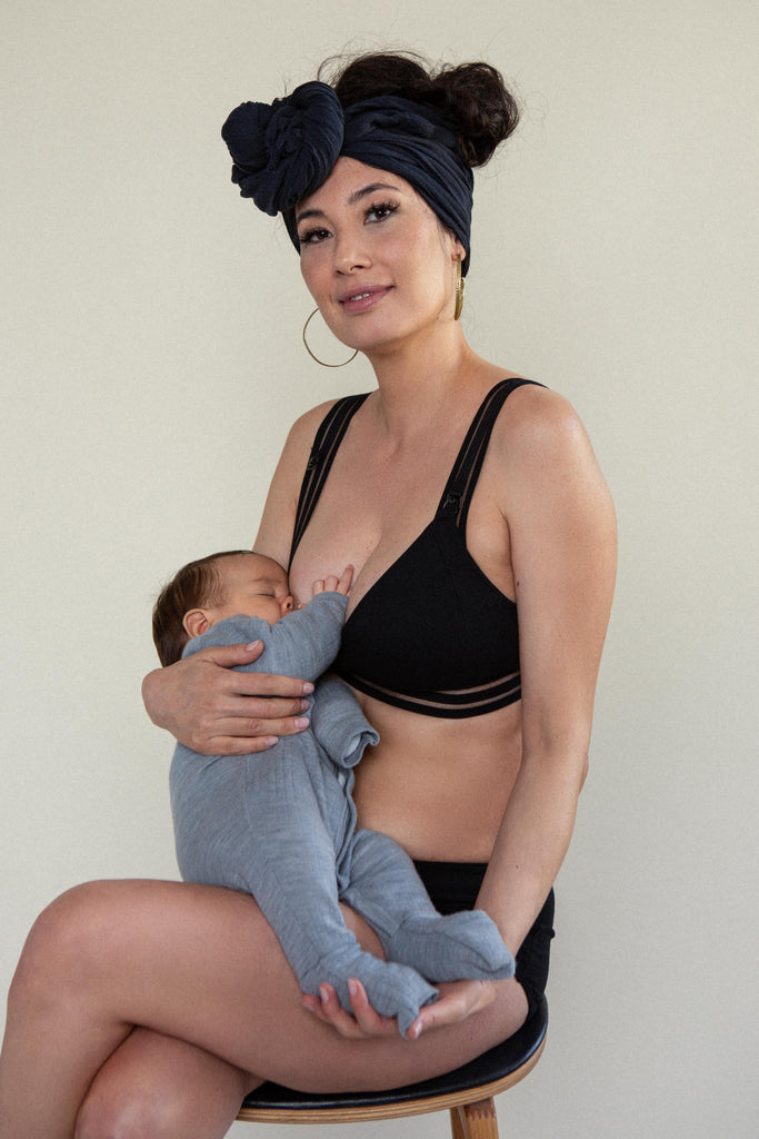 Tainá Guedes in her innovative, stylish and sustainable branayama nursing bra that can replace nursing pads